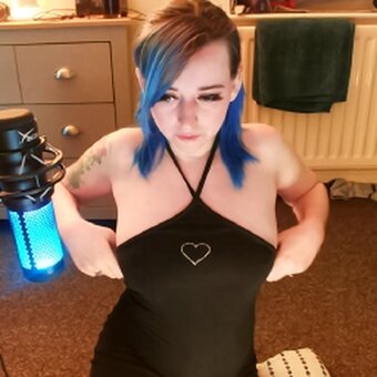 emberstrong / emberstrong666 Nude Leaks OnlyFans Photo 6