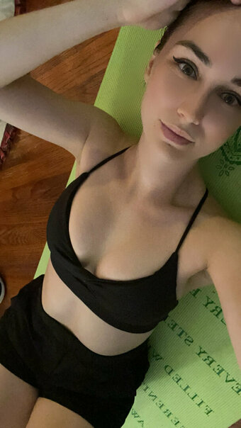 embertay Nude Leaks Photo 3