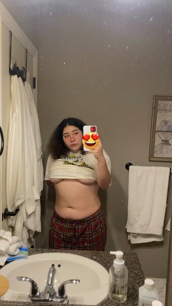 Embraceneeko Nude Leaks Photo 3