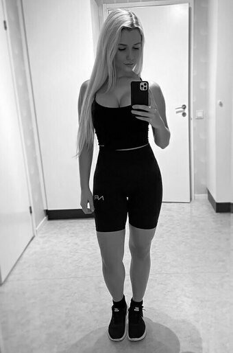 emeliiewillman / fitnessemelie Nude Leaks OnlyFans Photo 10