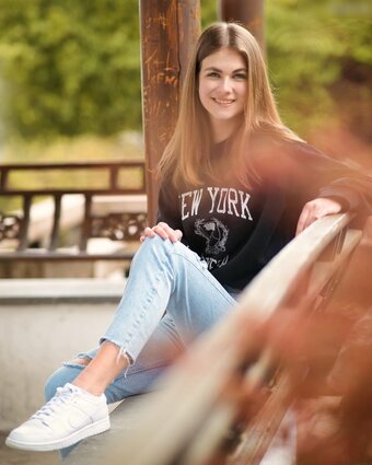 Emelybasics Nude Leaks Photo 4