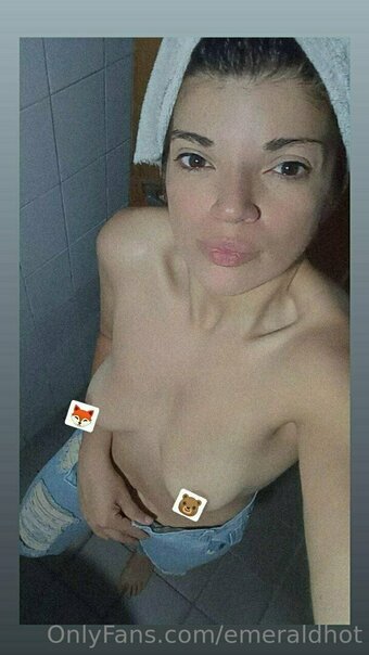 emeraldhot Nude Leaks Photo 17