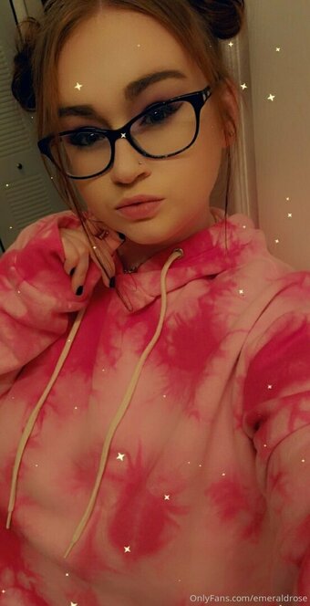 emeraldrose Nude Leaks Photo 25