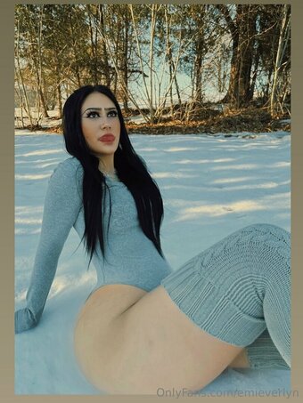 emieverlyn Nude Leaks OnlyFans Photo 10