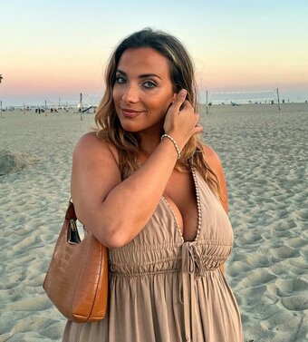 Emily E / emily_engkent / emmilyelizabethh Nude Leaks OnlyFans Photo 14