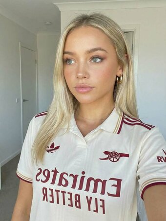 emilyhazel / FootballFanEm / footballgirlemily / https: Nude Leaks Photo 10