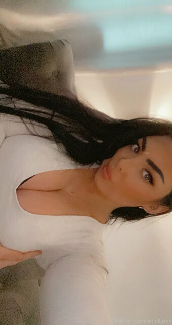 emilynudess Nude Leaks Photo 29