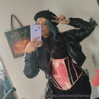 emilythemachine Nude Leaks Photo 2