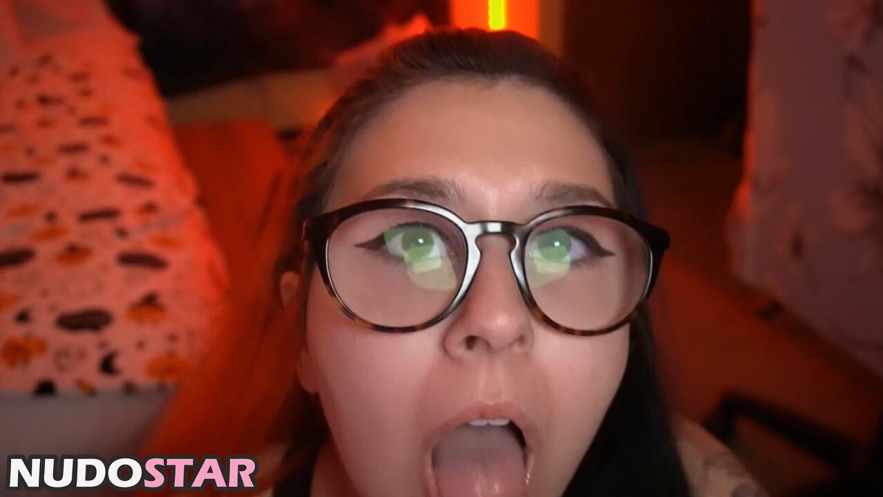 Emilyuwo  iemilyuwo Nude Leaks Photo 3 - NudoStar