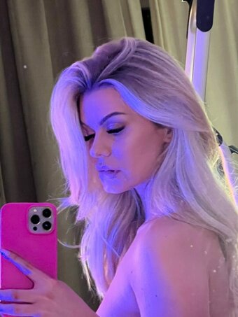 emisecret Nude Leaks Photo 4