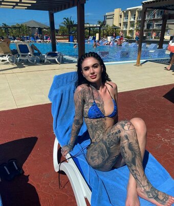 emisguilty Nude Leaks Photo 1