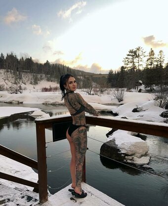 emisguilty Nude Leaks Photo 4