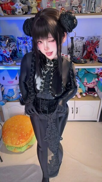 Emishenn / favicon.ico / https: / mmsan42 / 沈筱晗w Nude Leaks Photo 6