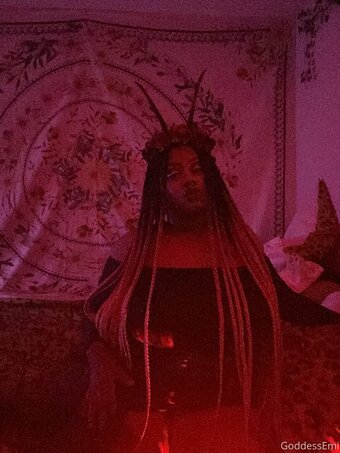 emithegoddess Nude Leaks Photo 24