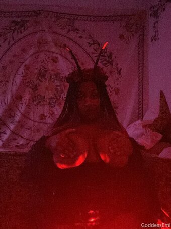 emithegoddess Nude Leaks Photo 26