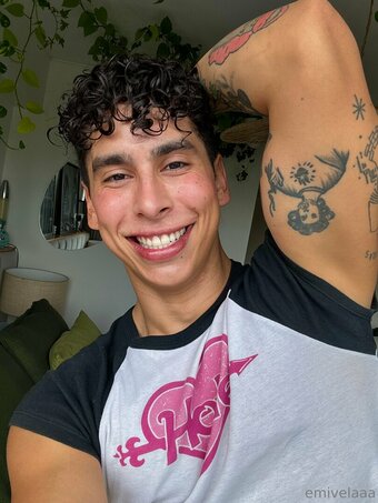 emivelaaa Nude Leaks Photo 20