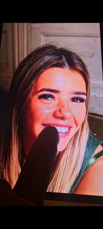 Emma Bourson / emmabourson Nude Leaks Photo 2