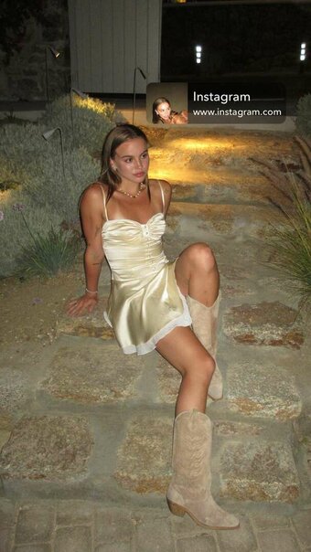 Emma Brooks / emmabrooks Nude Leaks Photo 53