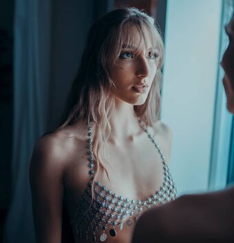 Emma Mathieu / EmmaMathieu9 / e.m.m.a.l.y Nude Leaks Photo 1