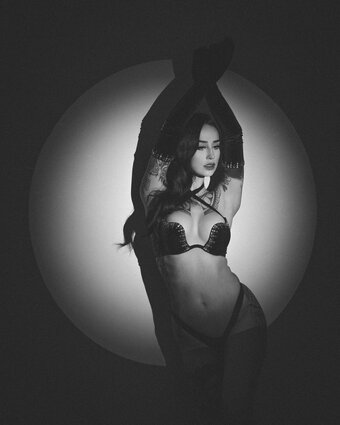 Emma Vauxdevil / vauxdevil Nude Leaks Photo 5