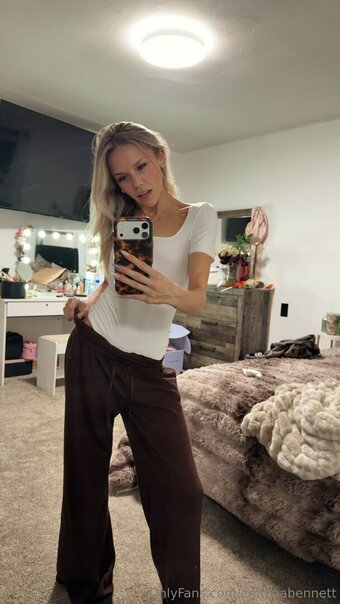 Emmaabennett / emmabennett05_ Nude Leaks OnlyFans Photo 5