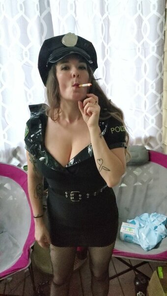 emmacantquit / https: Nude Leaks OnlyFans Photo 1