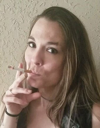 emmacantquit / https: Nude Leaks OnlyFans Photo 4