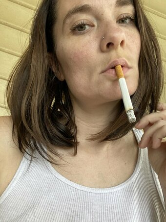 emmacantquit / https: Nude Leaks OnlyFans Photo 15