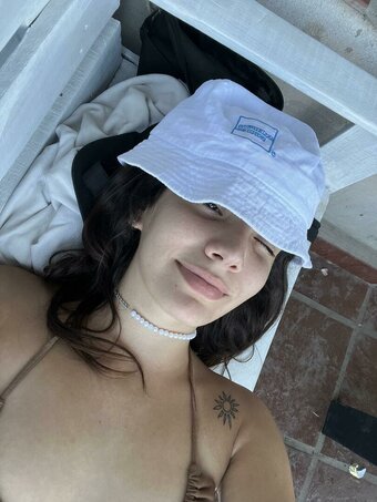 emmacutee / barrientos.neme / nemesiss.b / tejazlatic Nude Leaks Photo 18
