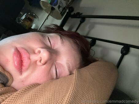emmadcomedy Nude Leaks Photo 15