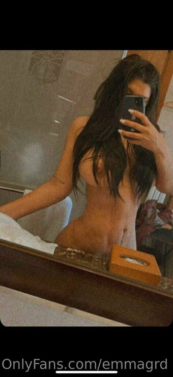 emmagrd Nude Leaks Photo 4