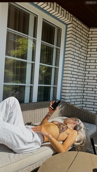 emmalilkendeyy Nude Leaks Photo 6