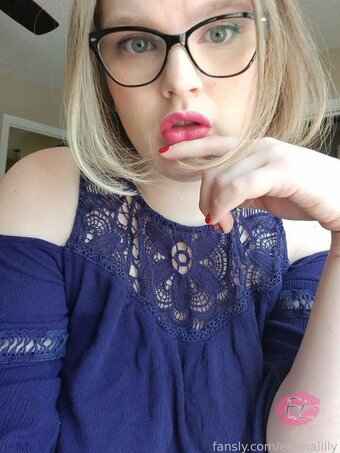 emmalilly / https: / theemmalilly Nude Leaks OnlyFans Photo 26