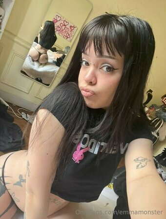 emmamonster / emalatinaa Nude Leaks OnlyFans Photo 16