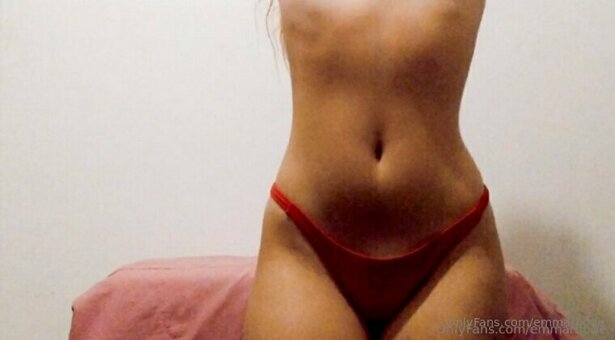 emmarhode Nude Leaks Photo 12