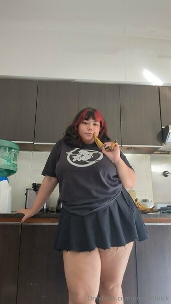 emmathiick Nude Leaks Photo 16