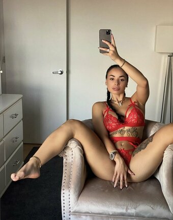 emmaxleerose / https: Nude Leaks OnlyFans Photo 10