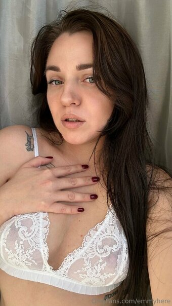 emmyhere Nude Leaks Photo 4