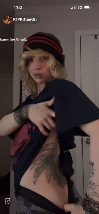 emo.eevee / r1pkittengrr Nude Leaks Photo 4