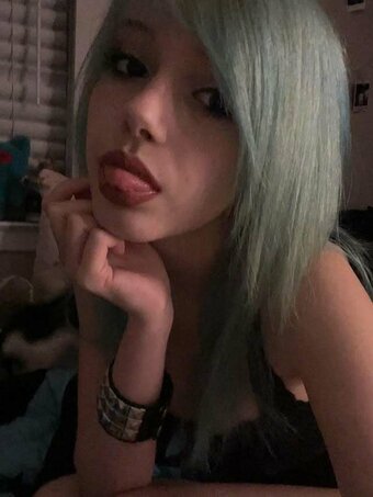 Emo Scene Chick