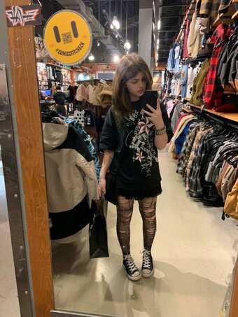 emoassyrian Nude Leaks Photo 8