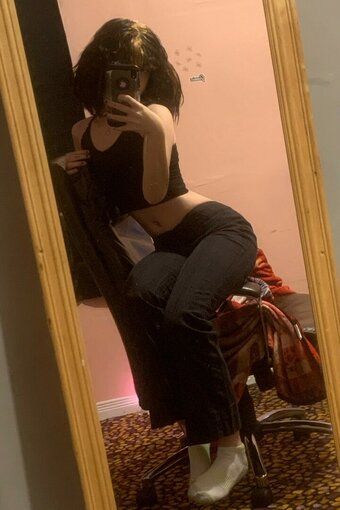 emoassyrian Nude Leaks Photo 12