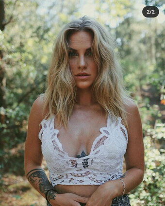 EmyLtr / emy_ltr / https: Nude Leaks Photo 1