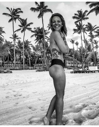 EmyLtr / emy_ltr / https: Nude Leaks Photo 5