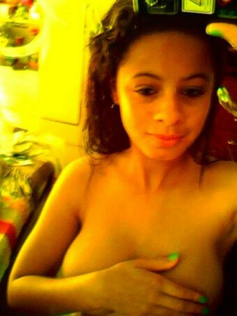 Enteada Nude Leaks Photo 7