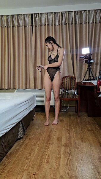 Enterlematrix Nude Leaks Photo 2