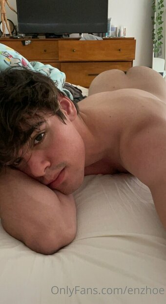 enzhoe Nude Leaks Photo 5