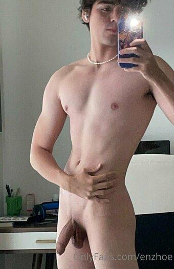 enzhoe Nude Leaks Photo 9