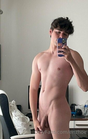 enzhoe Nude Leaks Photo 14