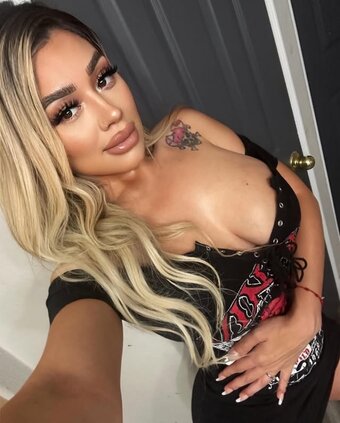 Ericah / eriicahhxx / eriicahxx / eriicahxxx Nude Leaks OnlyFans Photo 14